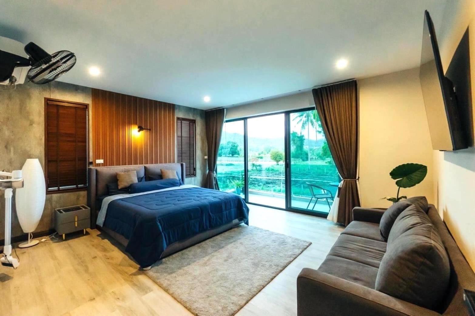 5-bedroom Luxurious 5-star With Private Pool *