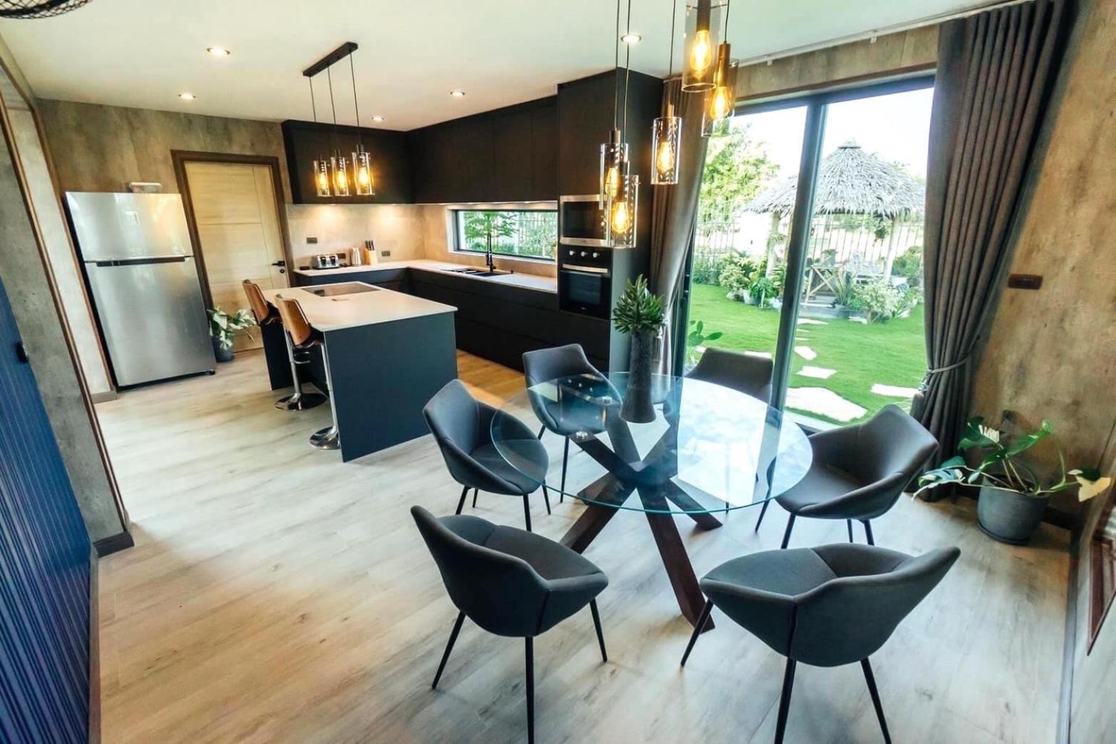 5-bedroom Luxurious 5-star With Private Pool Villa